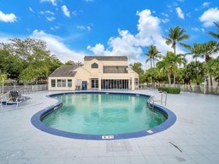 3461 NW 44th St 102, Oakland Park, FL 33309