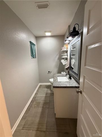 516 35th Street, Mcallen, TX 78501