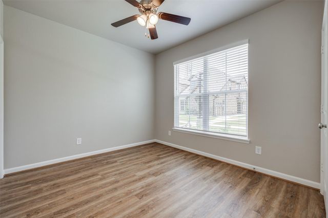 107 Park Place Circle B, Waller, TX 77484