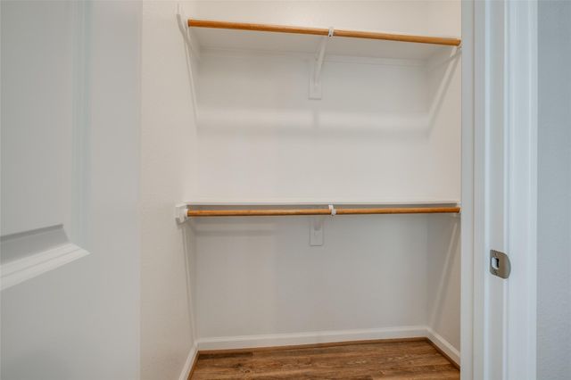 107 Park Place Circle B, Waller, TX 77484