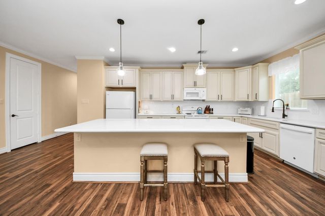 3716 5th Street, Brookshire, TX 77423