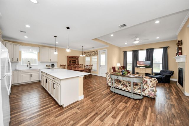 3716 5th Street, Brookshire, TX 77423