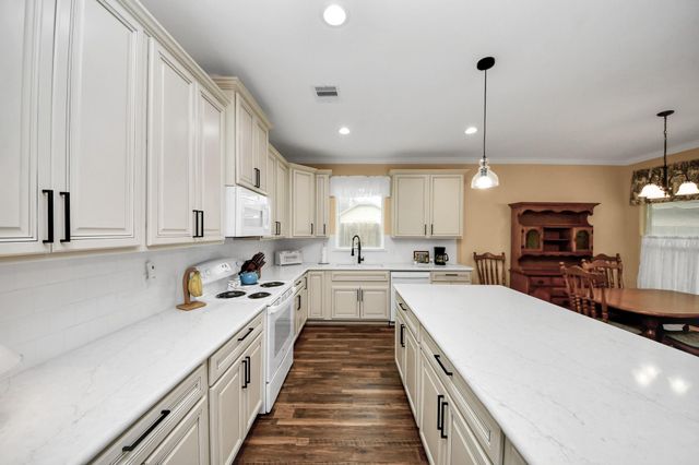 3716 5th Street, Brookshire, TX 77423