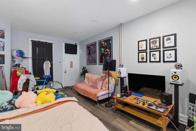 604 E 33RD ST, Baltimore, MD 21218
