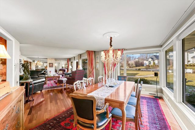 22 Greencroft Drive, Champaign, IL 61821