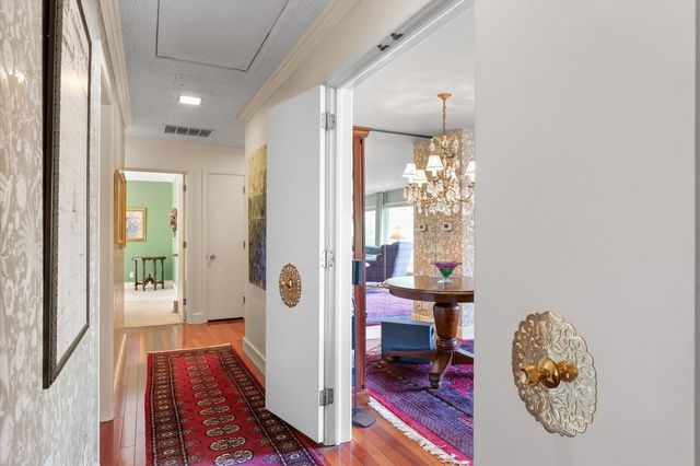 22 Greencroft Drive, Champaign, IL 61821