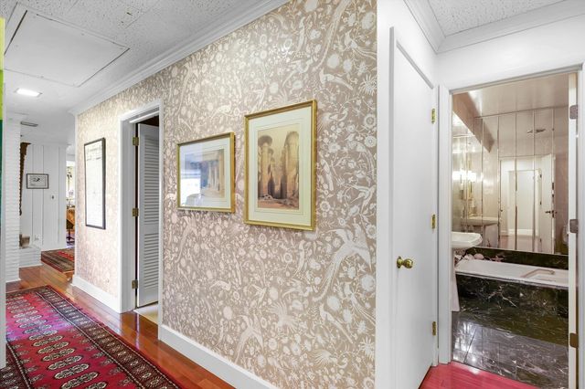 22 Greencroft Drive, Champaign, IL 61821