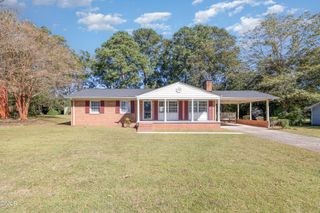 508 N Baker Street, Four Oaks, NC 27524