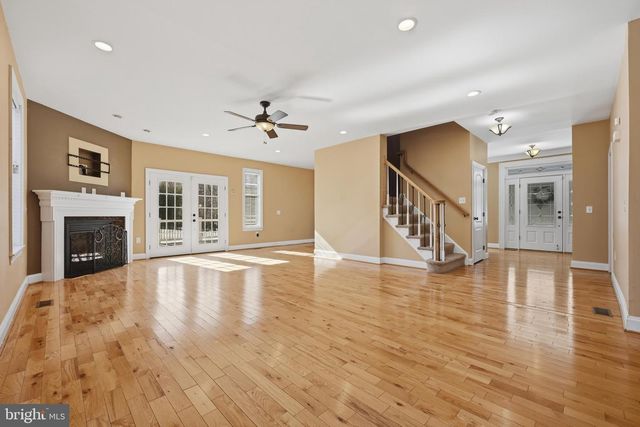 2123 BEACH, Pasadena, MD 21122