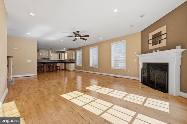 2123 BEACH, Pasadena, MD 21122