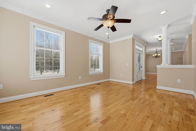 2123 BEACH, Pasadena, MD 21122