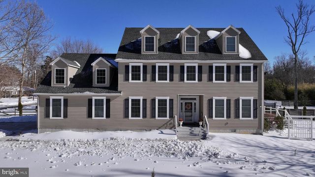 2123 BEACH, Pasadena, MD 21122