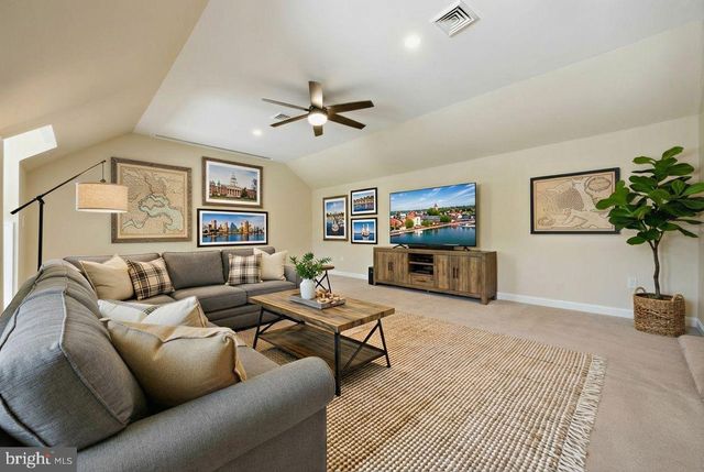 2123 BEACH, Pasadena, MD 21122