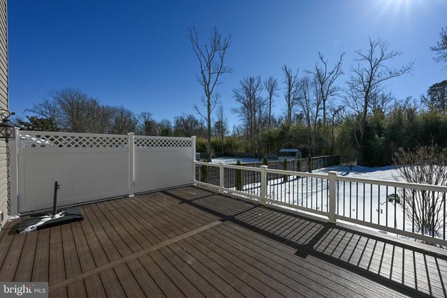 2123 BEACH, Pasadena, MD 21122