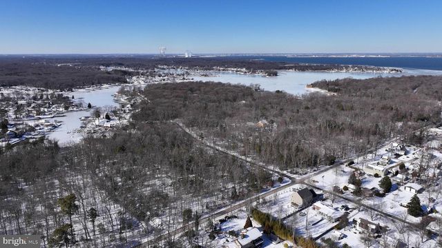 2123 BEACH, Pasadena, MD 21122