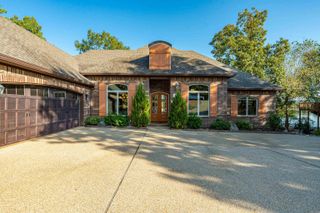 3 Gandia Place, Hot Springs Village, AR 71909