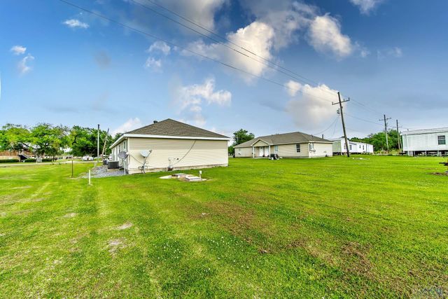 436 A&B Aragon Road, Montegut, LA 70377