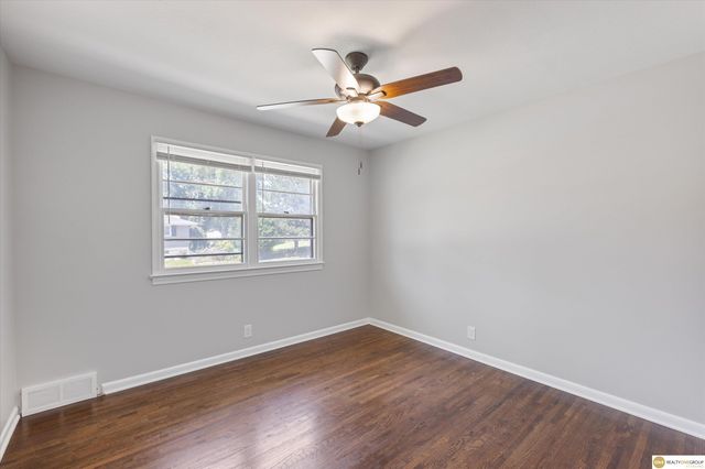 12123 Weir Street, Omaha, NE 68137
