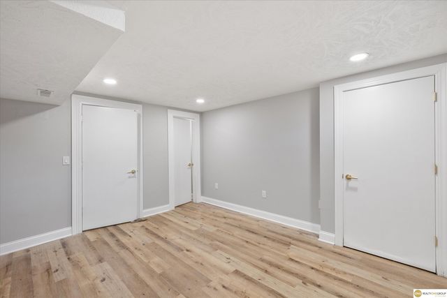 12123 Weir Street, Omaha, NE 68137