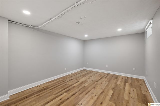 12123 Weir Street, Omaha, NE 68137