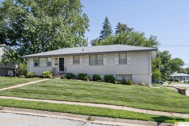 12123 Weir Street, Omaha, NE 68137