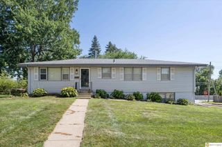 12123 Weir Street, Omaha, NE 68137