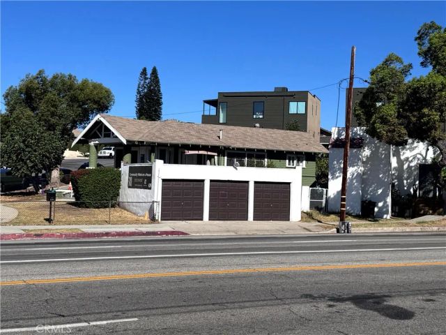 3301 Eagle Rock Boulevard, Los Angeles, CA 90065