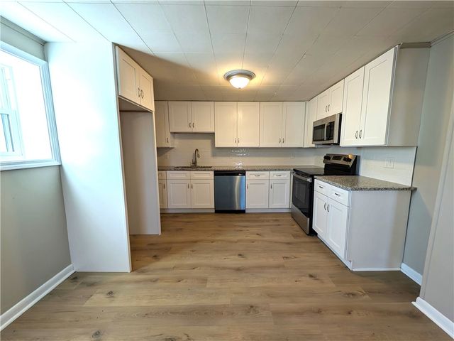 303 Lentz Street, Jeannette, PA 15644