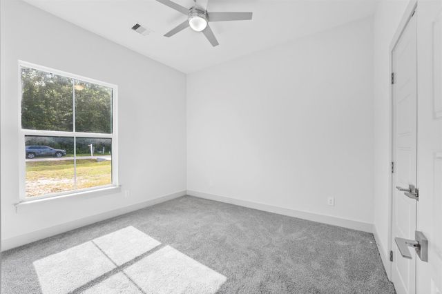 79 Road 6606, Dayton, TX 77535