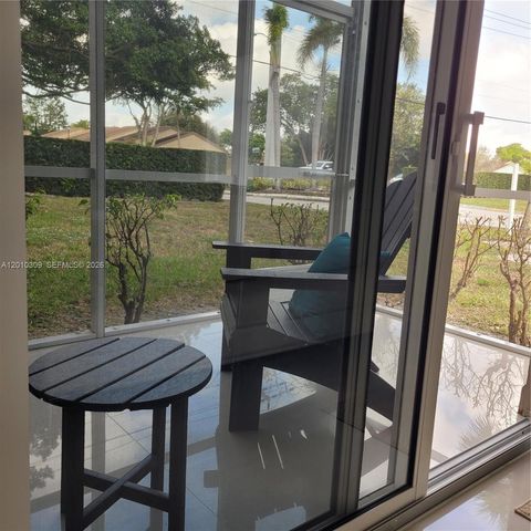 8101 SW 24th Ct 108, Davie, FL 33324