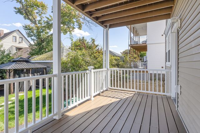 85 Kenmere 1, Medford, MA 02155