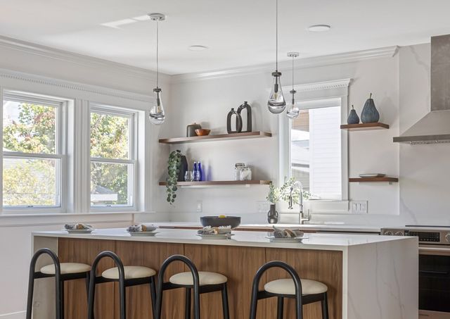 85 Kenmere 1, Medford, MA 02155