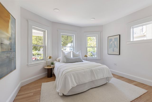 85 Kenmere 1, Medford, MA 02155