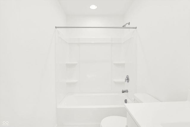 7601 Bluegill Drive, Noblesville, IN 46062