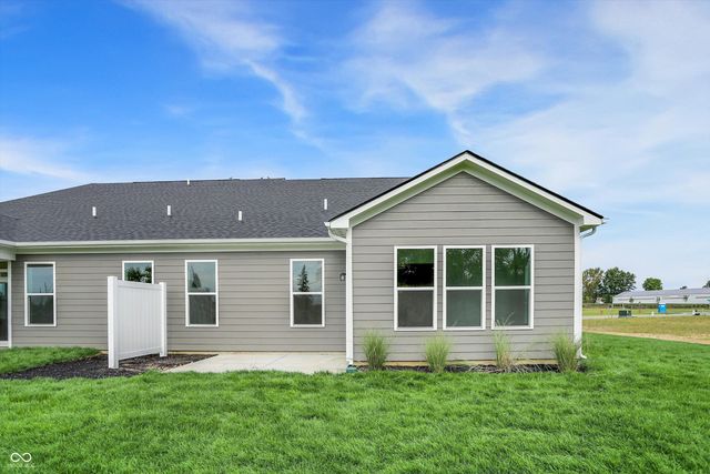 7601 Bluegill Drive, Noblesville, IN 46062