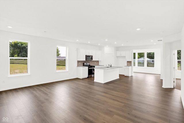 7601 Bluegill Drive, Noblesville, IN 46062