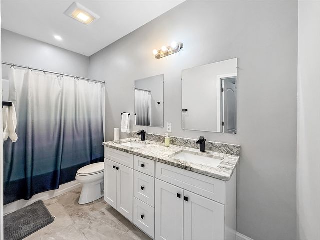 16 Adelle Circuit, Worcester, MA 01607