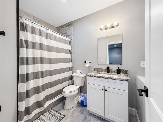 16 Adelle Circuit, Worcester, MA 01607