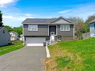 16 Adelle Circuit, Worcester, MA 01607
