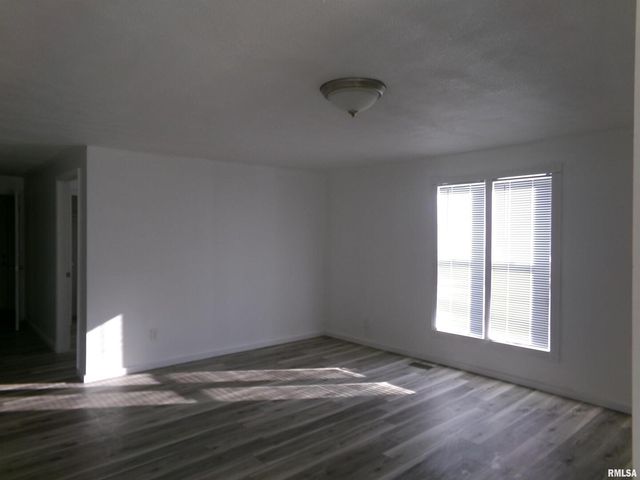 402 N Cochran Street, West Frankfort, IL 62896