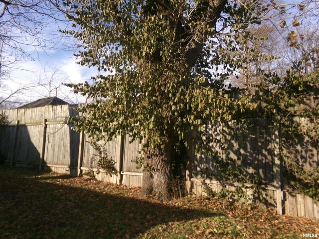 402 N Cochran Street, West Frankfort, IL 62896