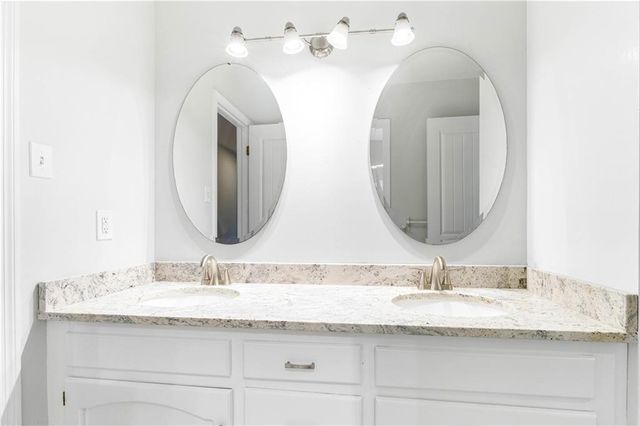 1620 Woodridge Court, Mobile, AL 36695