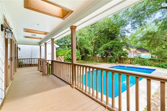 1620 Woodridge Court, Mobile, AL 36695