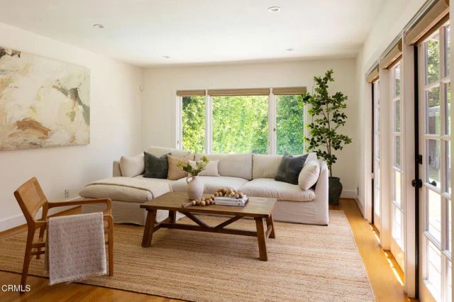 260 S Orange Grove, Pasadena, CA 91105