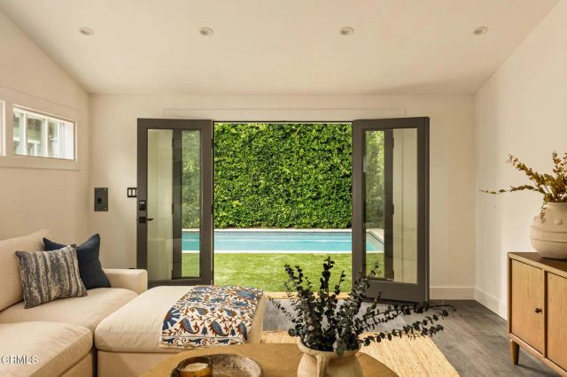 260 S Orange Grove, Pasadena, CA 91105