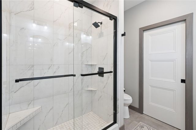 812 Old Mill Lane, Solon, IA 52333