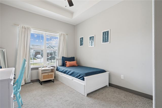 812 Old Mill Lane, Solon, IA 52333