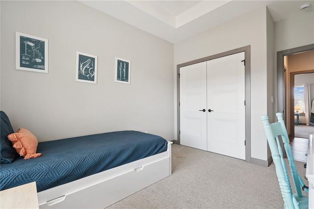 812 Old Mill Lane, Solon, IA 52333