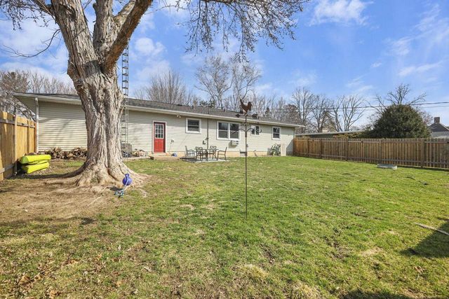 487 W Main Street, Evansville, WI 53536