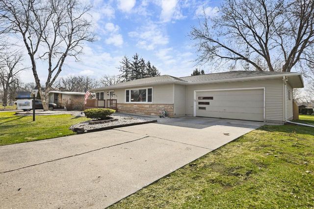 487 W Main Street, Evansville, WI 53536